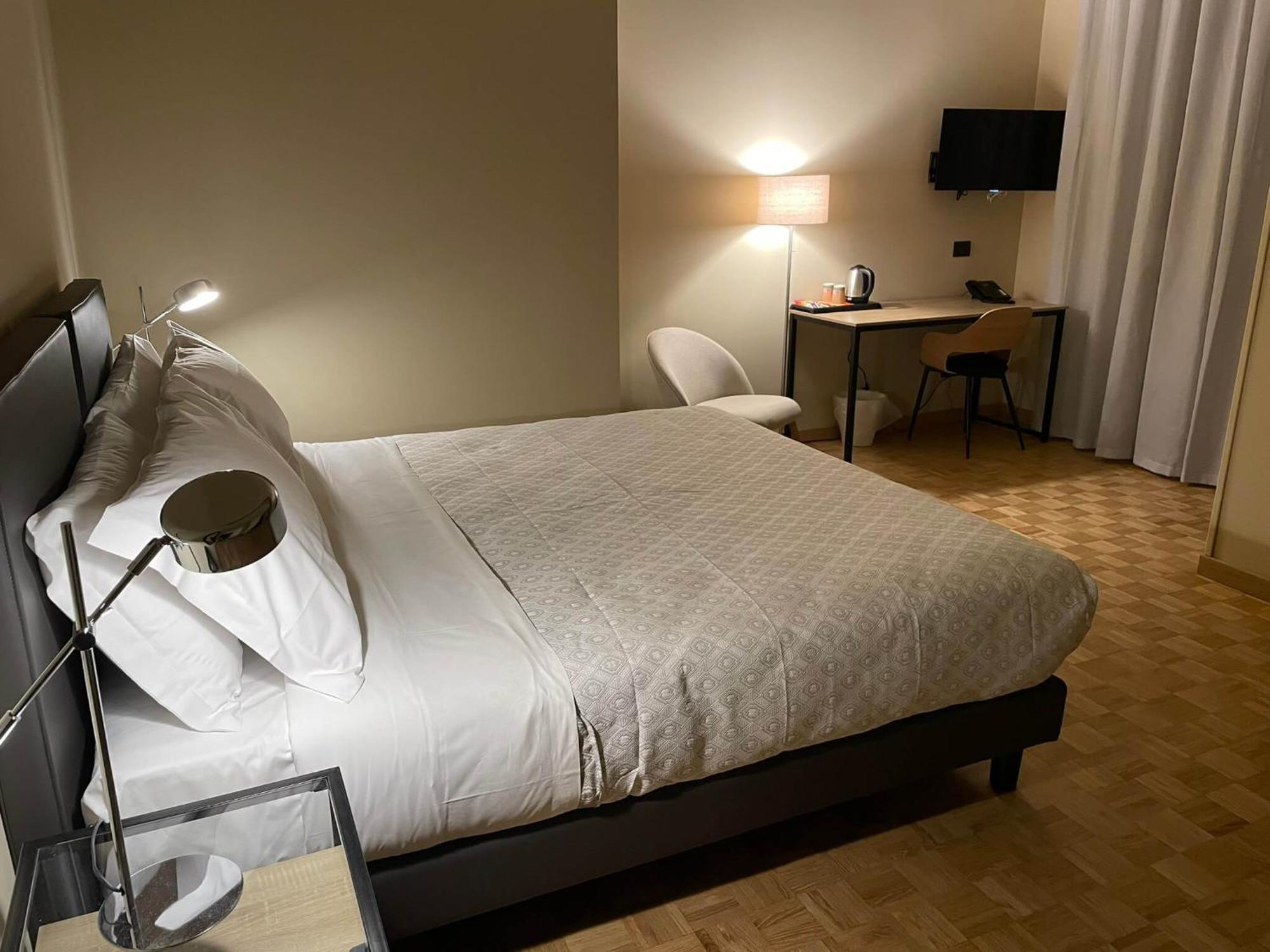 La Galleria Lodge Parma Eksteriør bilde